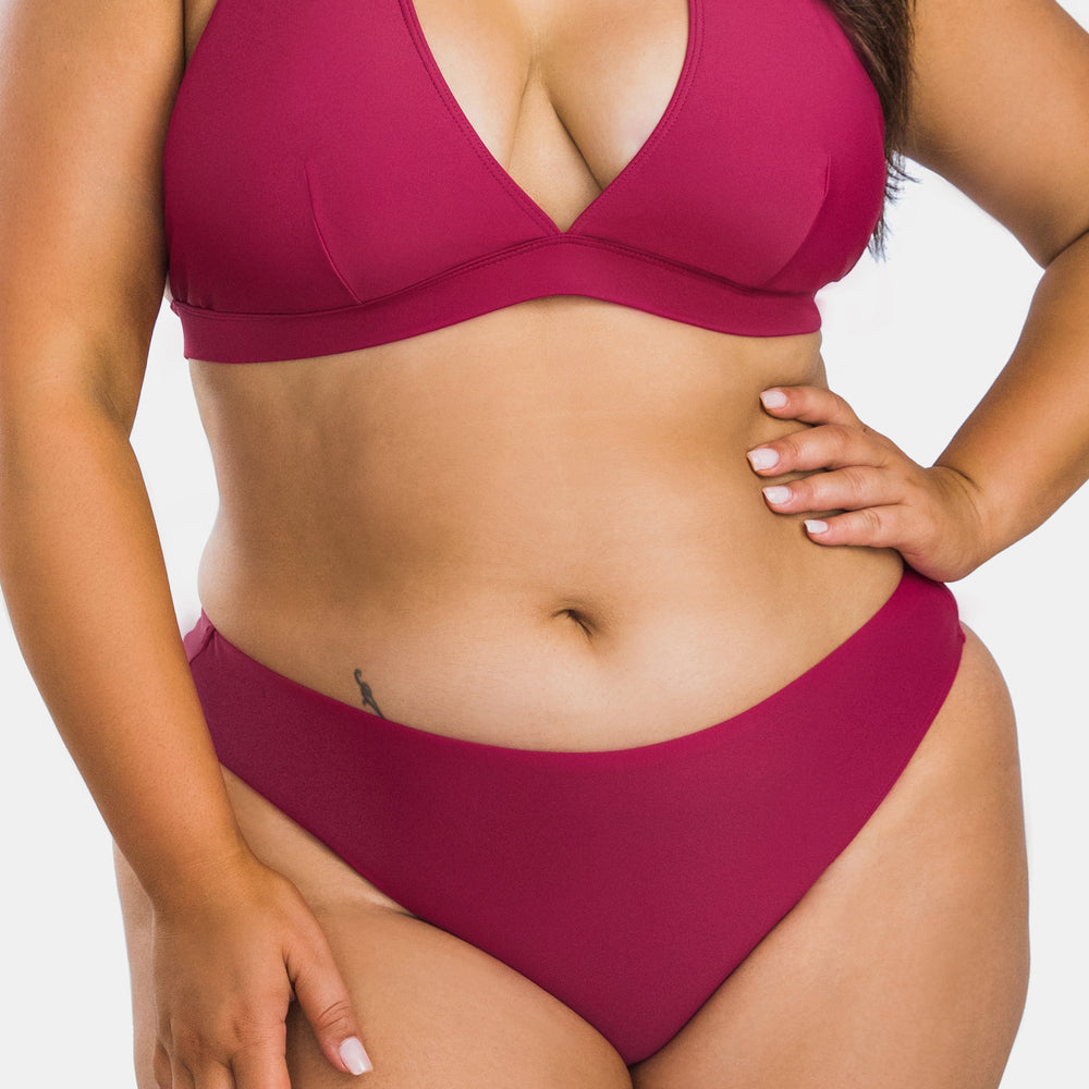 
                  
                    CHLOE BIKINI BOTTOM | DARK RUBY
                  
                