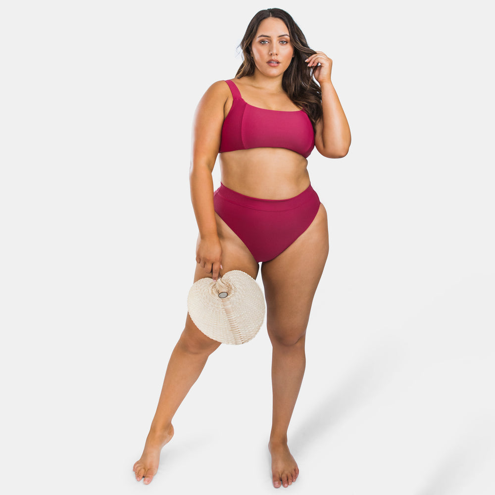
                  
                    CLAUDIA BIKINI TOP | DARK RUBY
                  
                