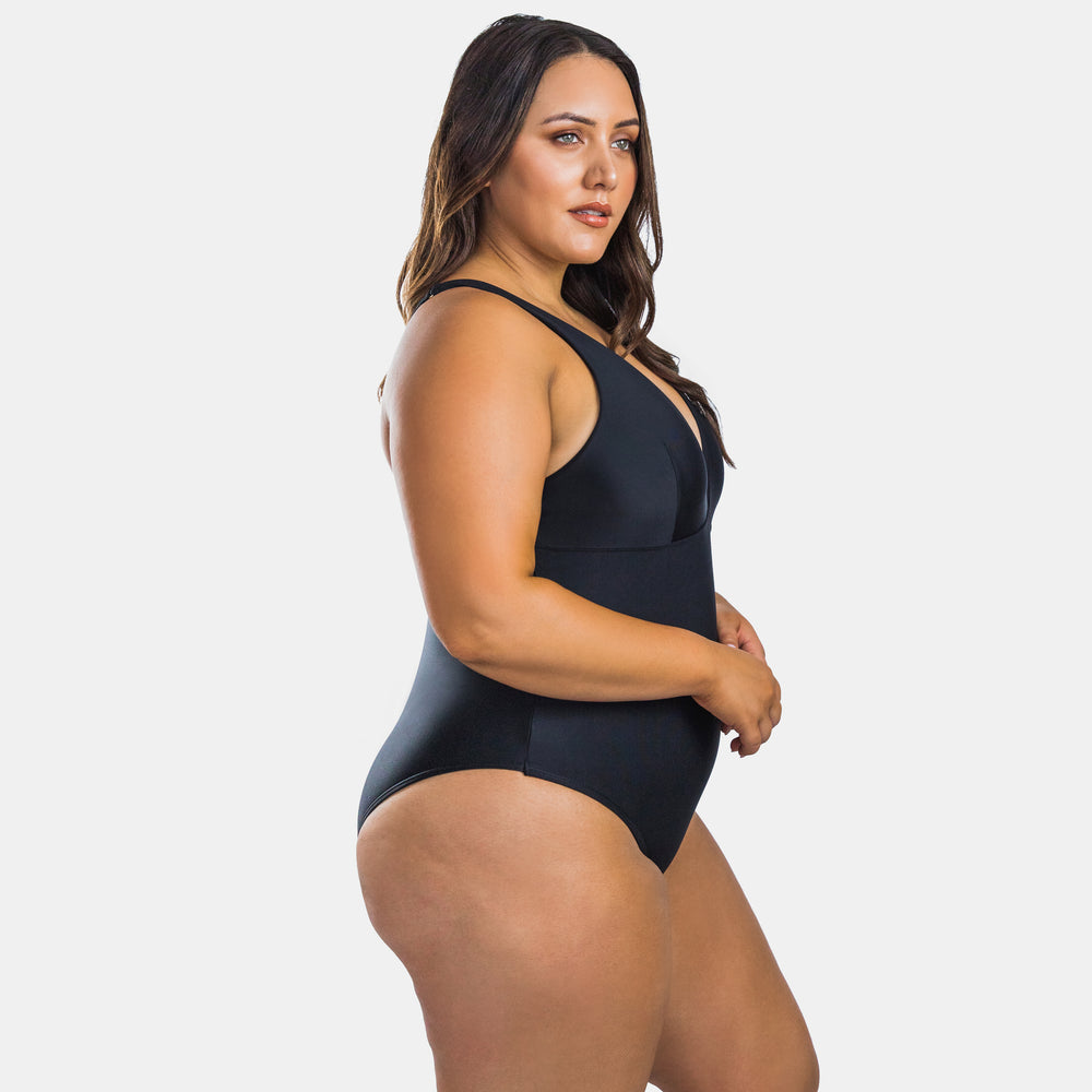 
                  
                    MARGOT ONE PIECE | BLACK
                  
                